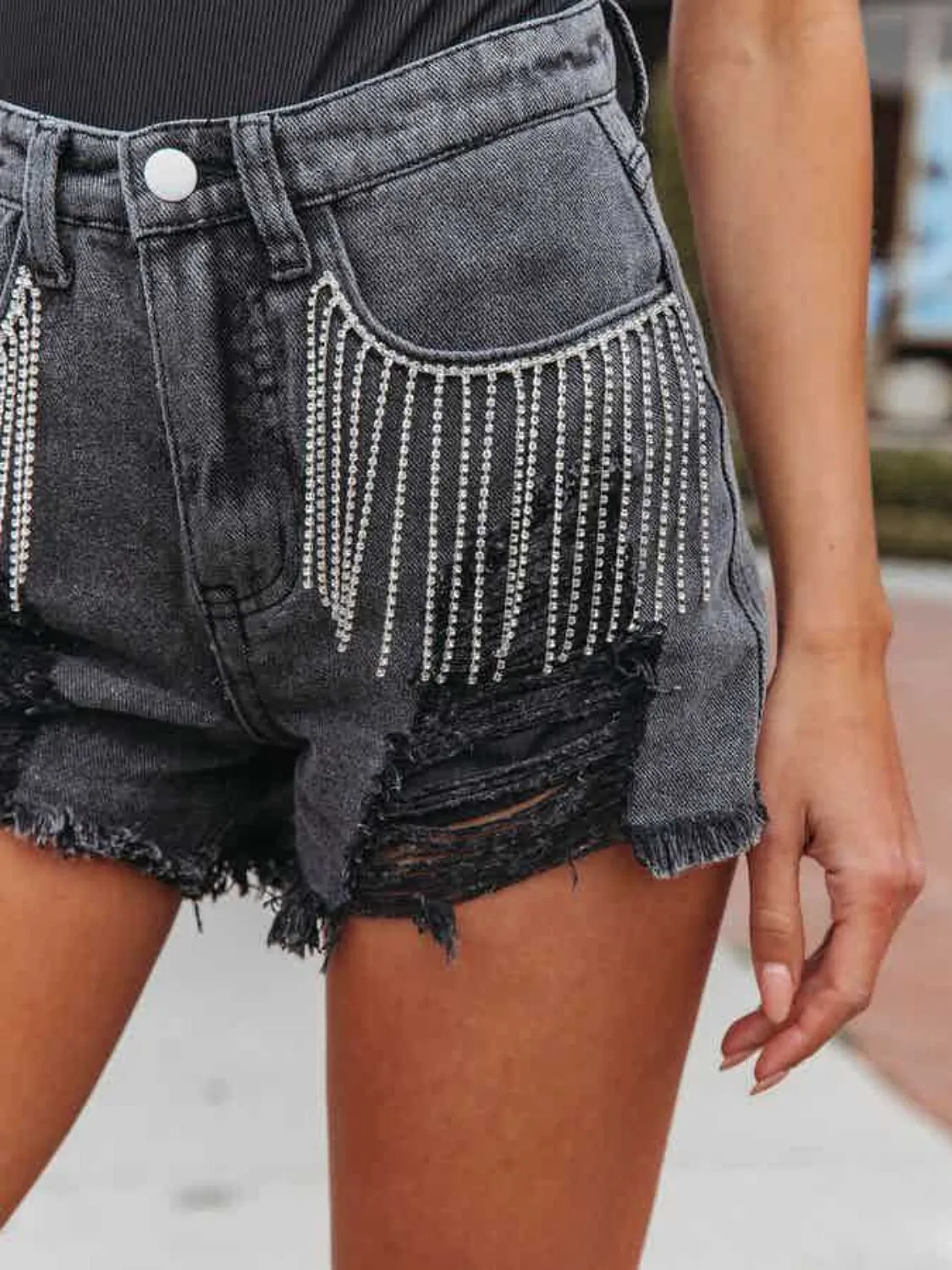 Women's Distressed Fringe Denim Shorts Stylish and Comfortable with Pockets - Image 3