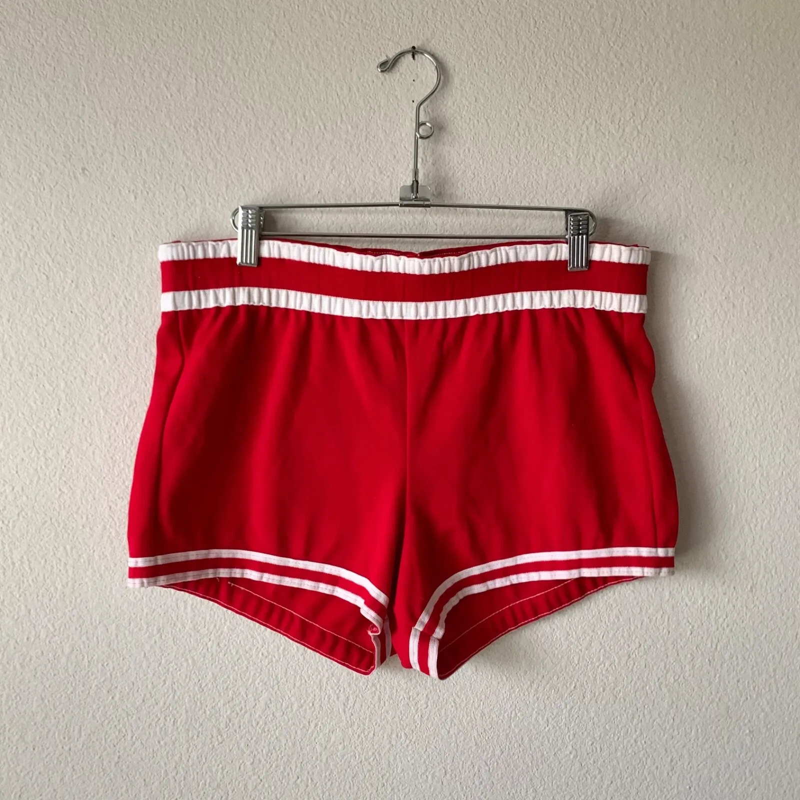 True vintage 1970s red basketball uniform - jersey and shorts demons number 33 - Image 7